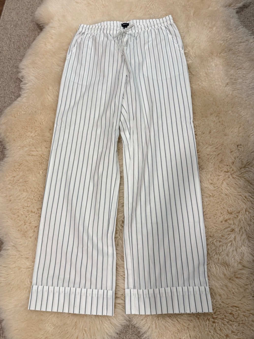 Gap body cotton stripe pajama pants sz small white with grey stripes sz small